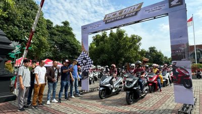 Ratusan Pecinta Honda PCX Riding dan Explore Heritage Kota Blitar.