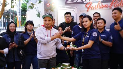 Fashion Ride: Riding Stylist Ratusan Bikers&nbsp;Honda.