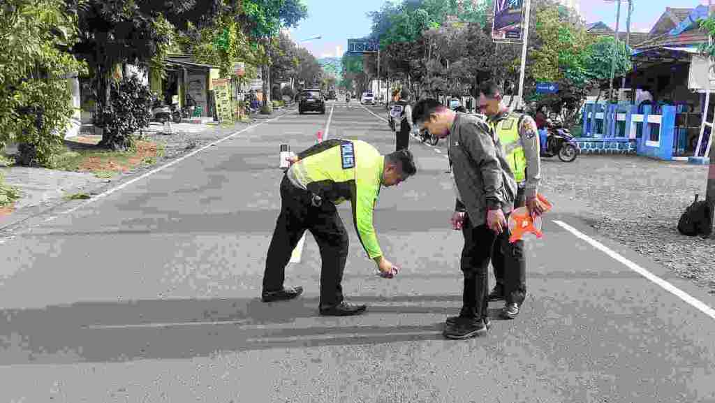 Tertabrak Innova, Tukang Batu di Ngadirojo Meninggal&nbsp;Dunia