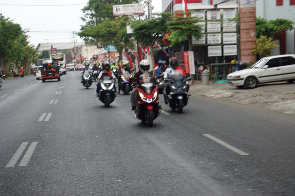 Begini Cara Mengatasi Ban Selip pada Sepeda Motor, Perhatikan Hal ini Agar Cari_aman Saat&nbsp;Berkendara.
