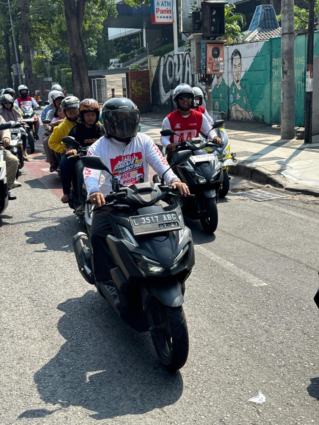 #Cari aman Berkendara Dengan Ban&nbsp;Lebar